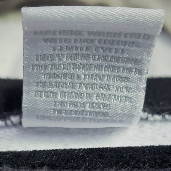 Disney | Mickey and Minnie Crew Neck Pullover - Picture 5 of 8